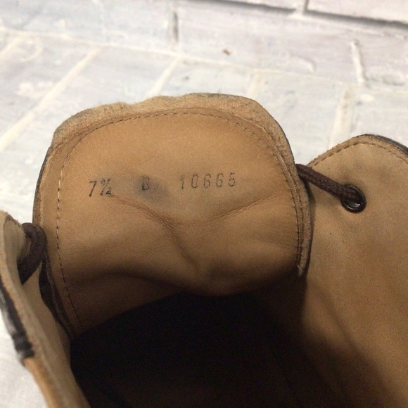 NYCOLE ST LOUIS - Truly unique lace up leather boots - Size 7.5 B - Picture 9 of 14